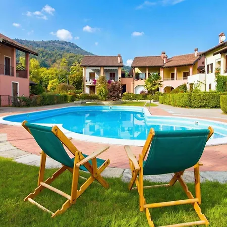 Sunflower - Maggiore Duplex W/ Terrace And Shared Pool *