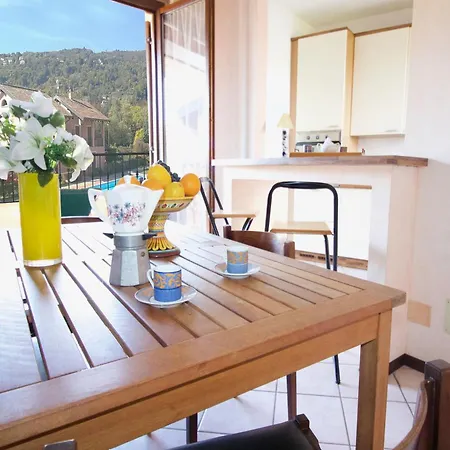 Sunflower - Maggiore Duplex W/ Terrace And Shared Pool *