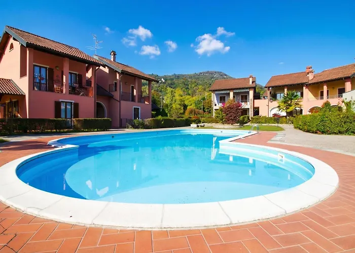 Sunflower Relax Pool And Terrace - Happy Apartment